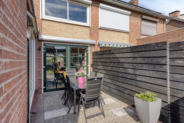 Foto 36 van Zwembadweg 21