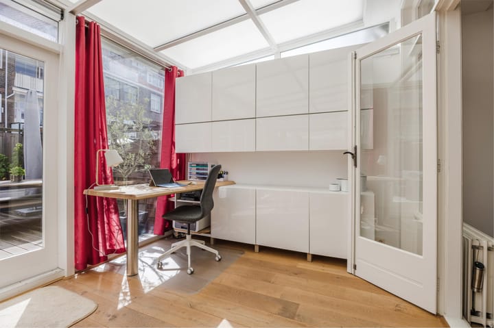 Photo 37 of Menninckstraat 54