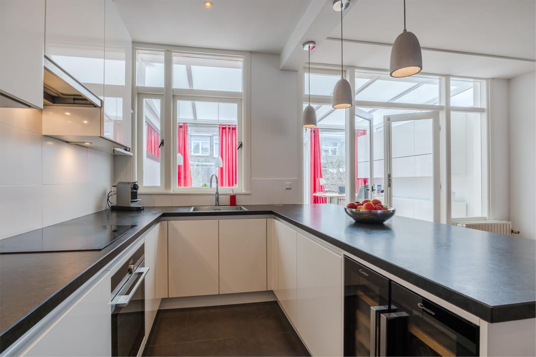 Photo 38 of Menninckstraat 54