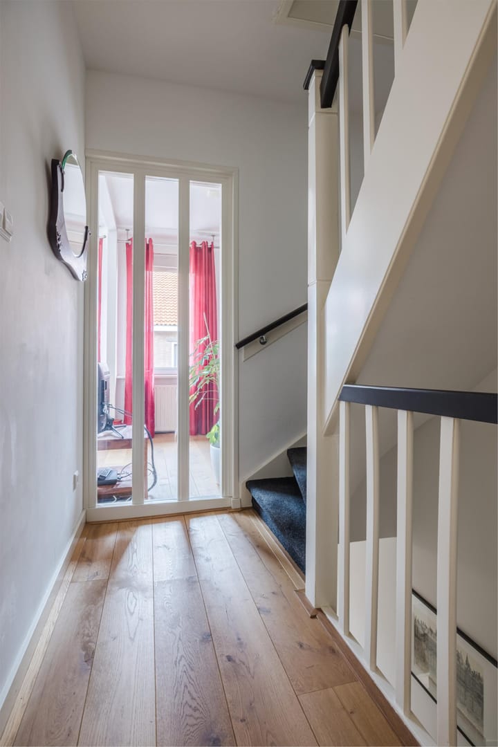 Photo 42 of Menninckstraat 54