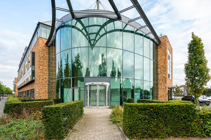 Photo 9 of Fascinatio Boulevard 890-S