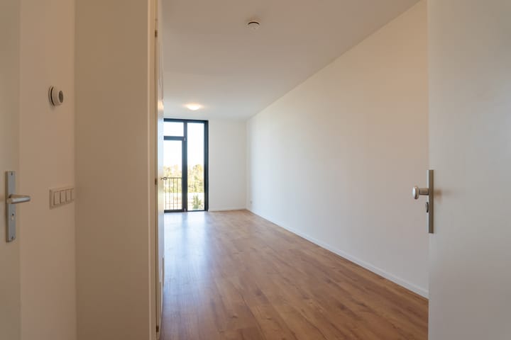 Photo 19 of Fascinatio Boulevard 890-S