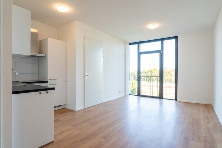 Photo 21 of Fascinatio Boulevard 890-S