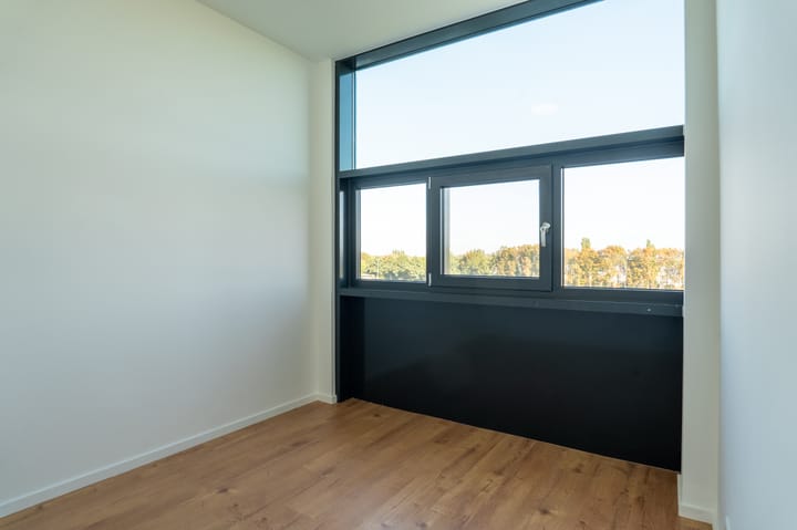 Photo 24 of Fascinatio Boulevard 890-S