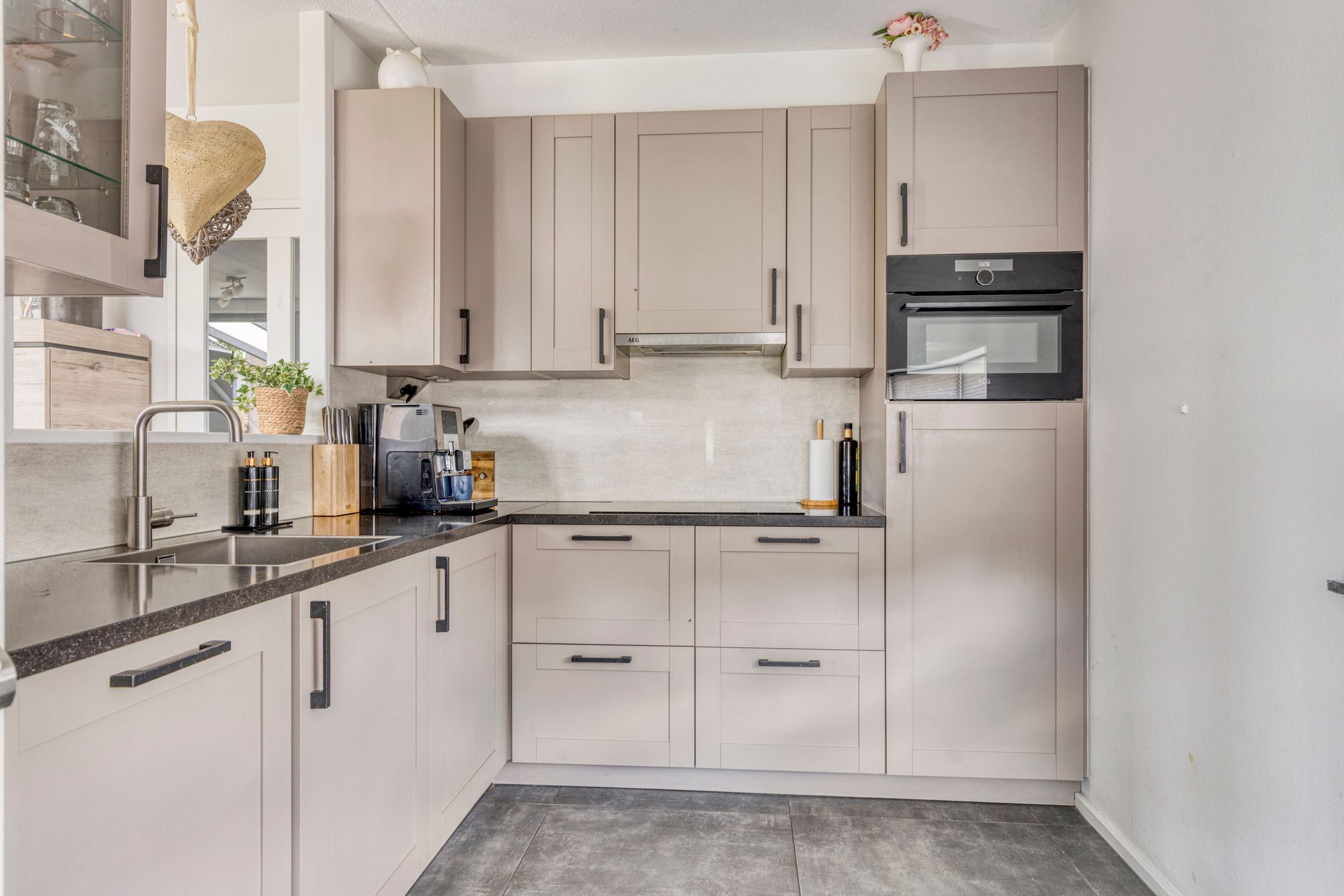 Photo 3 of Graaf Ottostraat 48