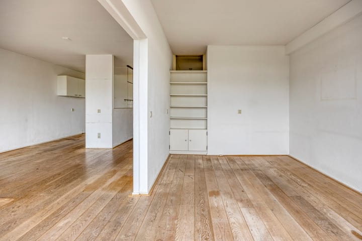 Photo 12 of Engelsmanplaat 75