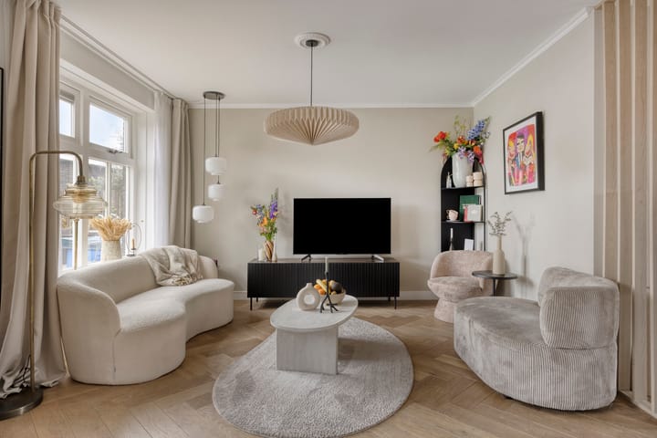 Foto 8 van Oosteinderweg 5