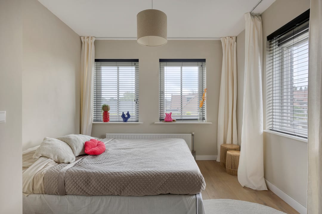 Photo 17 of Oosteinderweg 5