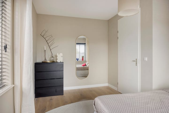 Foto 18 van Oosteinderweg 5