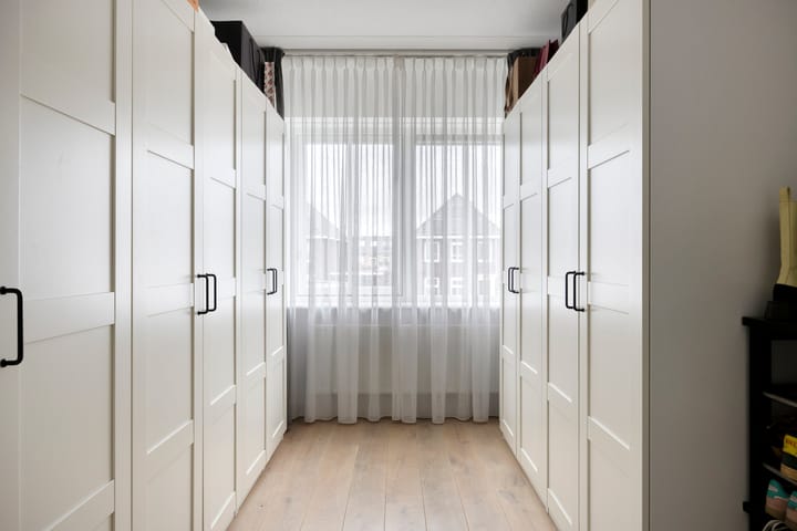 Foto 24 van Oosteinderweg 5