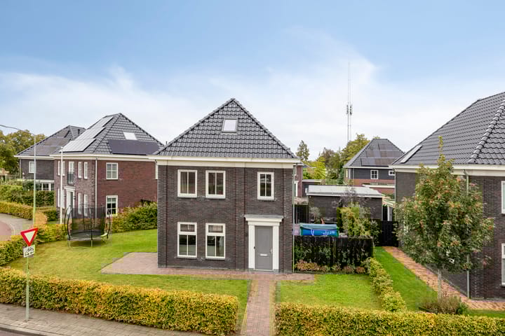 Foto 1 van Oosteinderweg 5