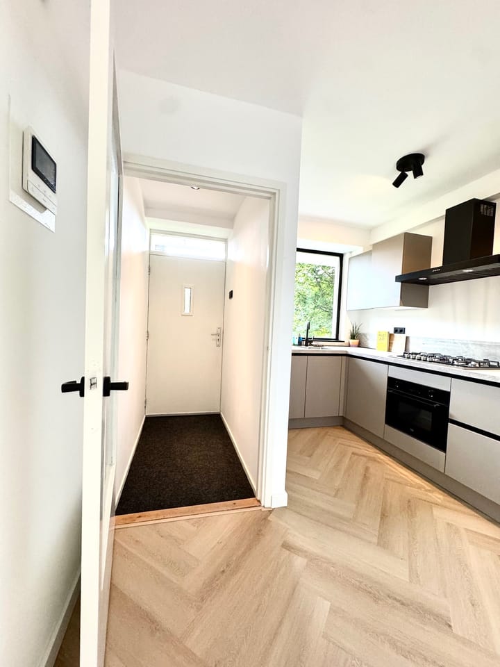 Foto 13 van Burgemeester Caan van Necklaan 122