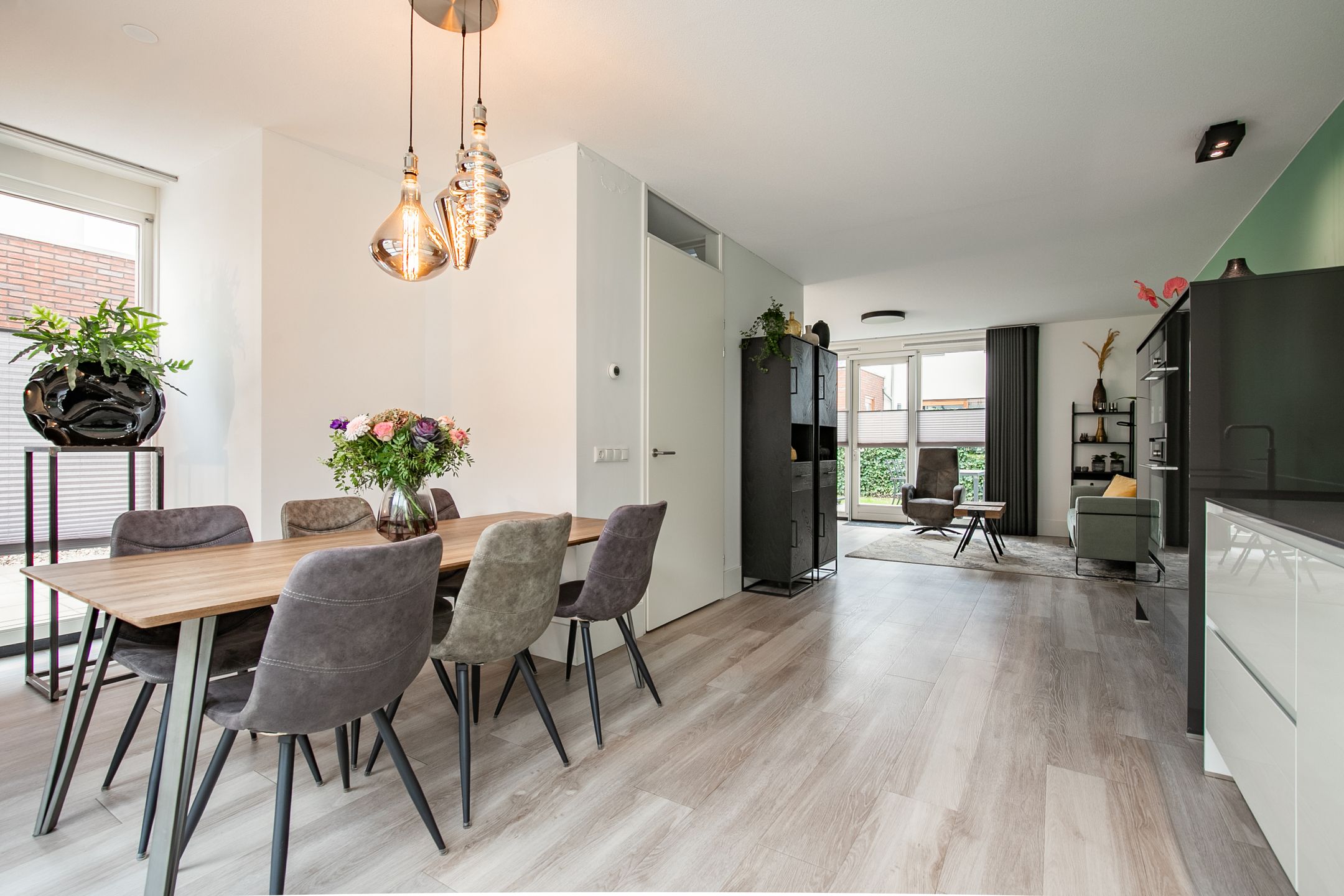 Photo 12 of Dokter Landmanstraat 3