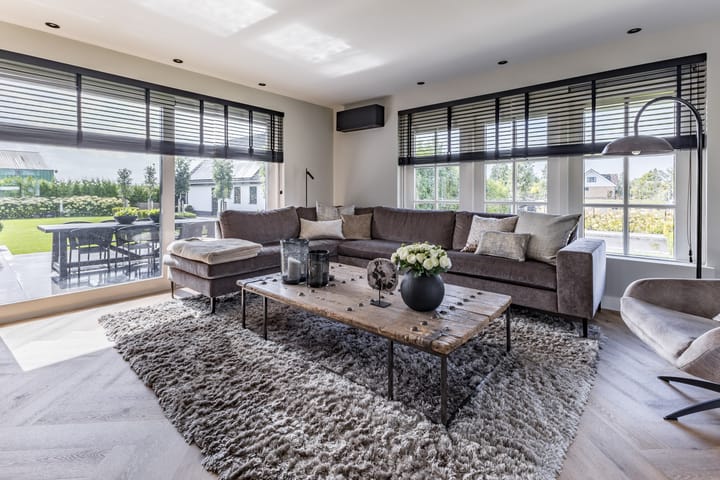 Photo 2 of Halve Raak 49