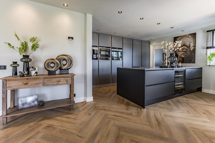 Photo 11 of Halve Raak 49