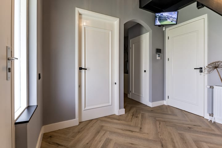 Photo 27 of Halve Raak 49