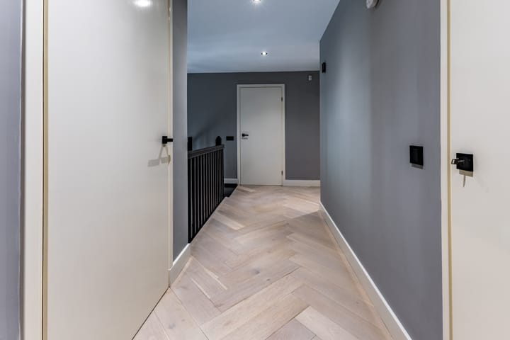 Photo 40 of Halve Raak 49