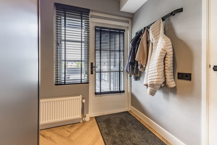 Photo 49 of Halve Raak 49