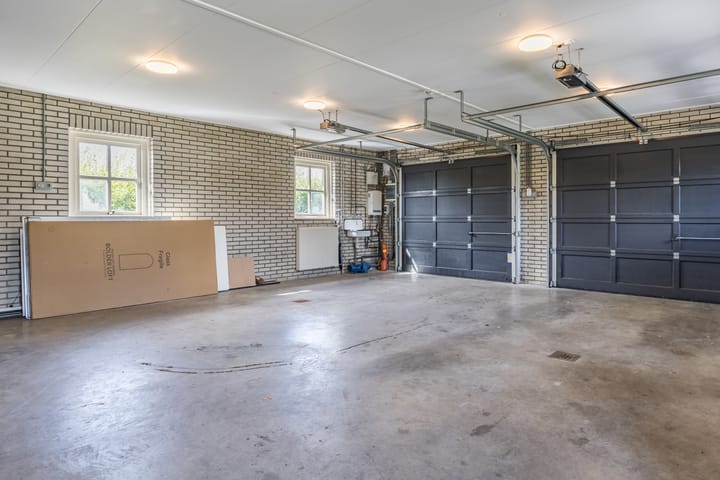 Photo 55 of Halve Raak 49