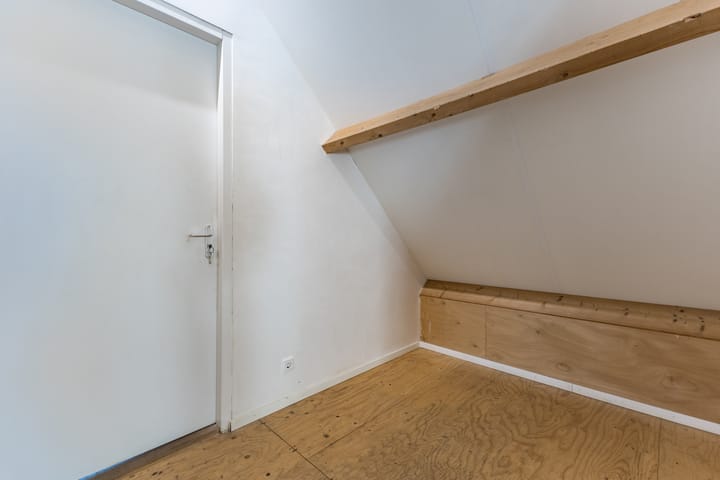 Photo 62 of Halve Raak 49