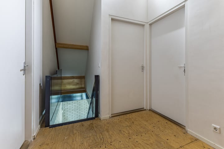 Photo 63 of Halve Raak 49