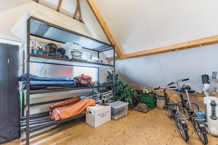 Photo 64 of Halve Raak 49