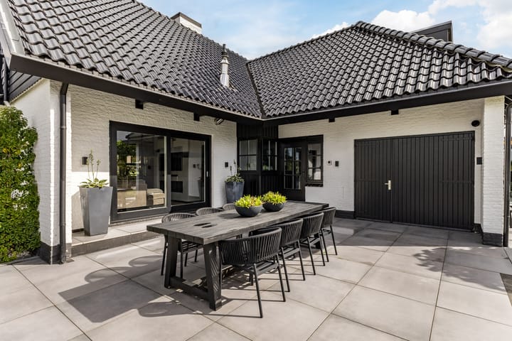 Photo 70 of Halve Raak 49