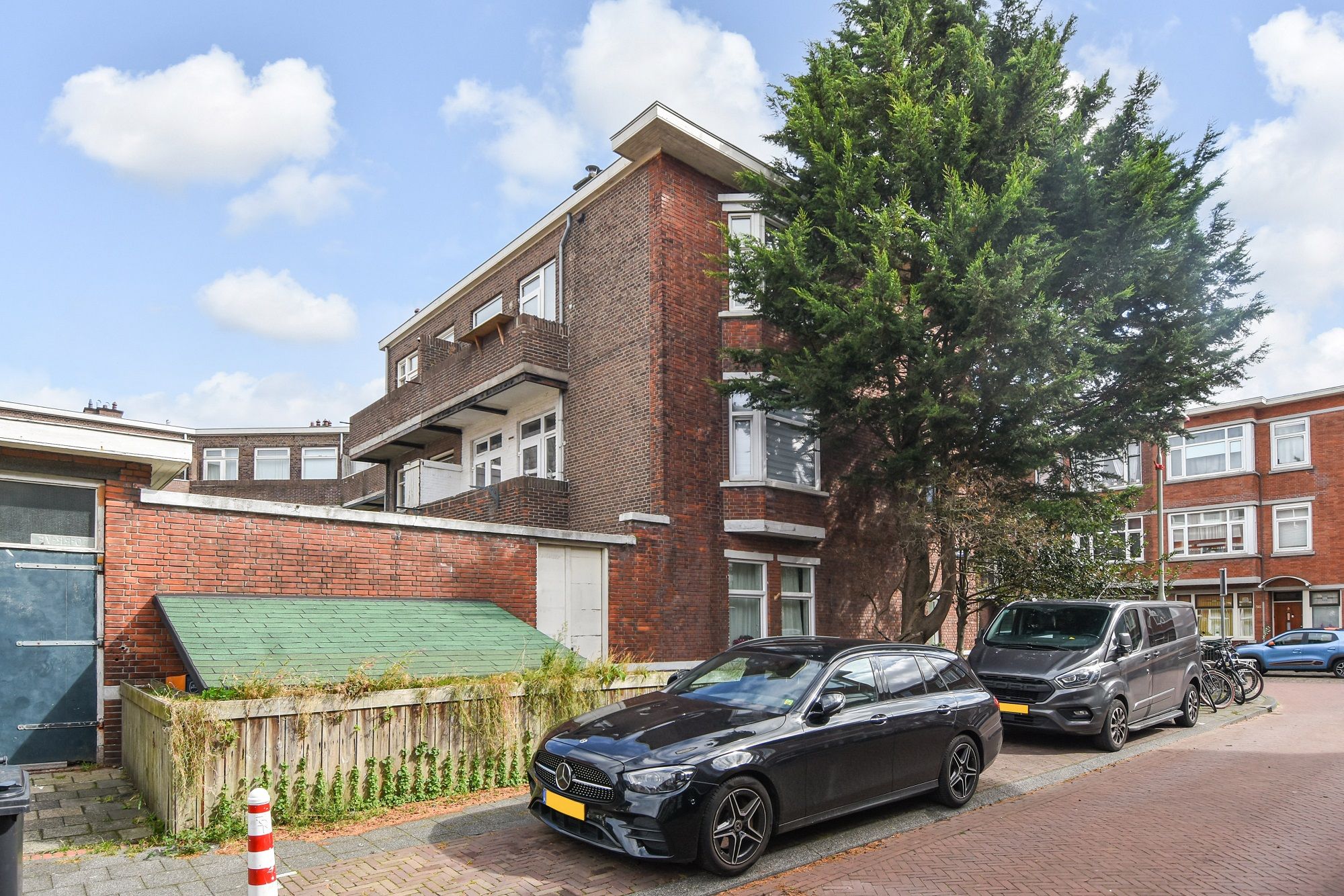 Foto 36 van Elise van Calcarstraat 43