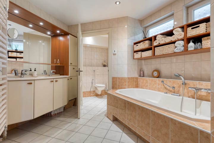 Foto 32 van Falkenburgerf 10