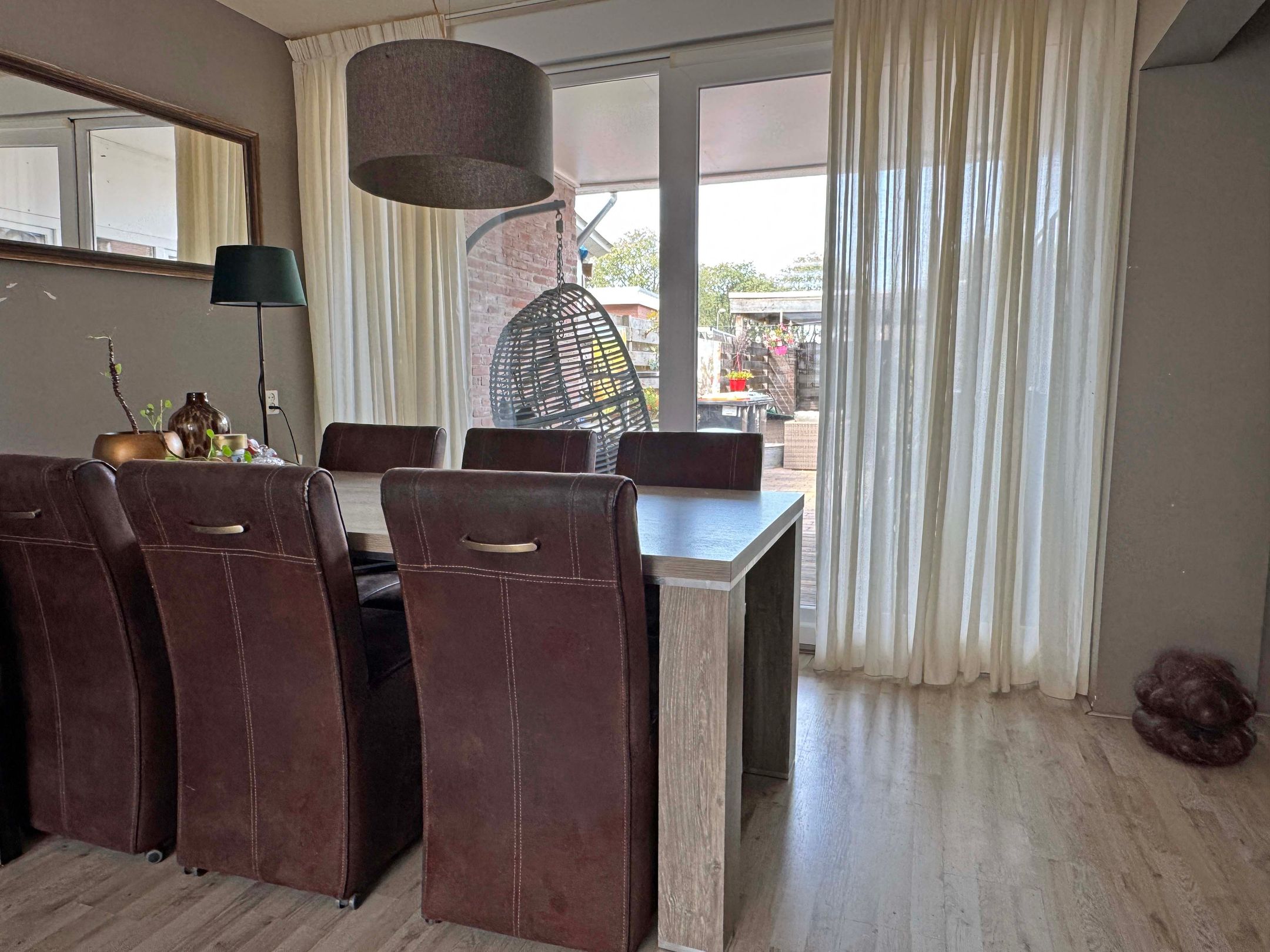 Photo 9 of Johannes Vermeerstraat 55