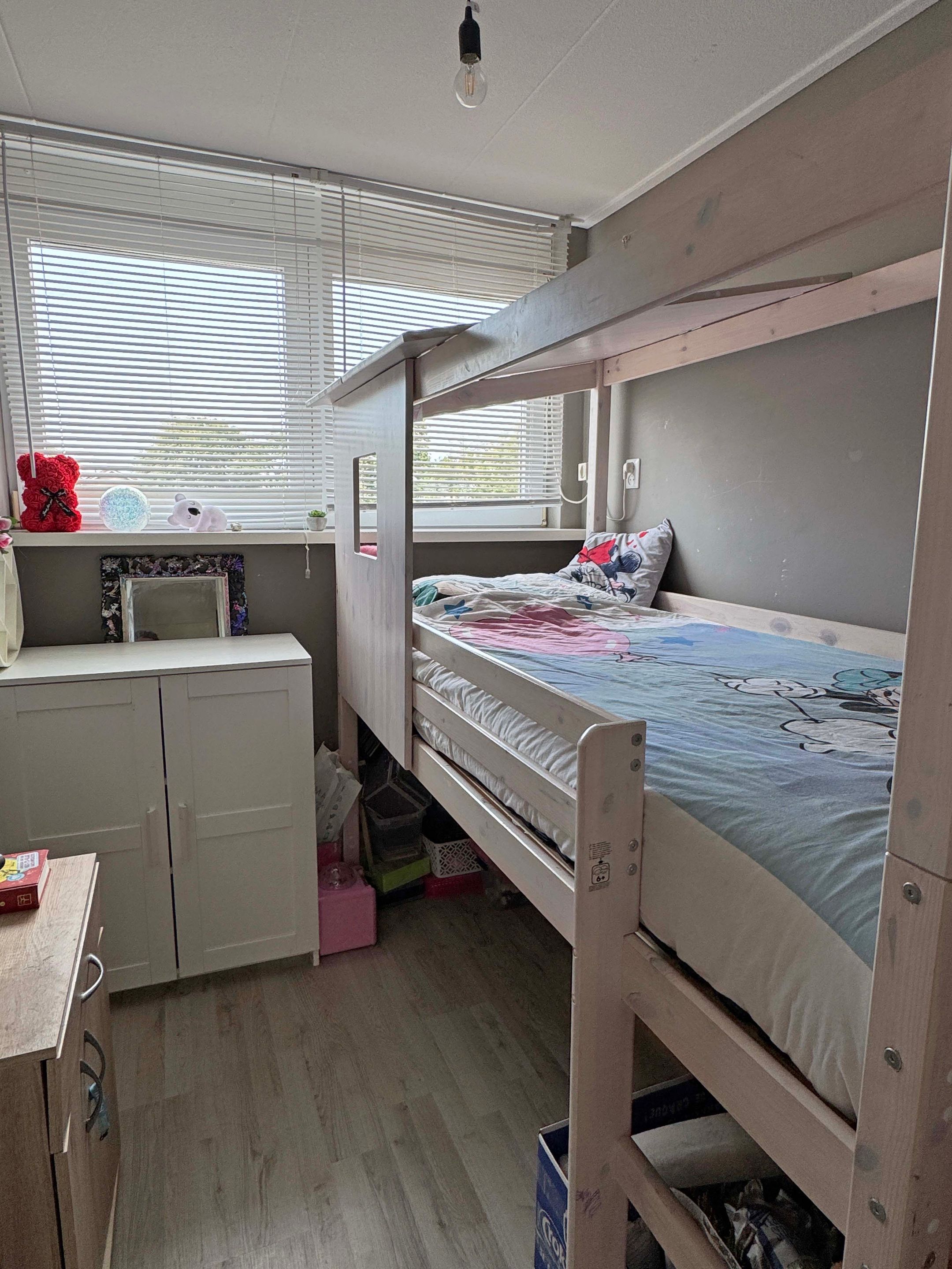 Photo 15 of Johannes Vermeerstraat 55