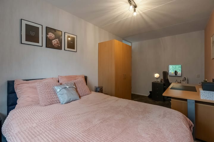 Photo 26 of Gareel 32