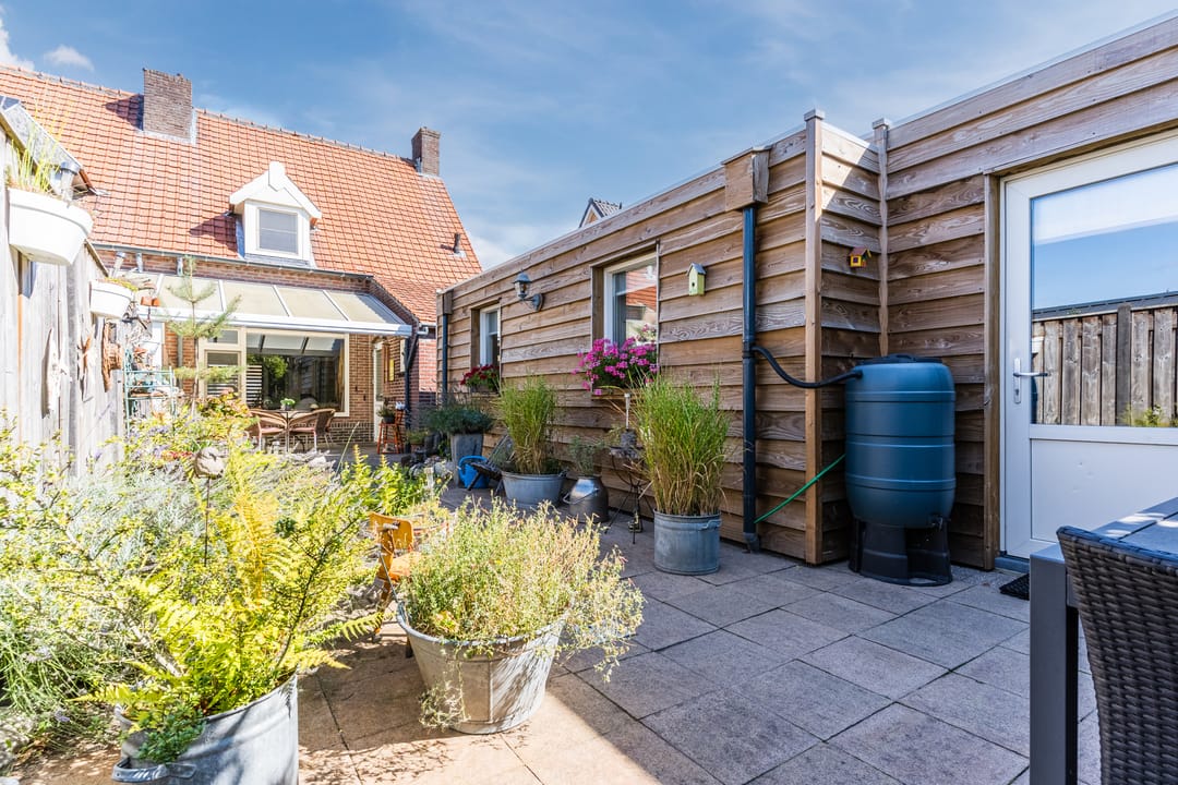 Photo 38 of Voort 9
