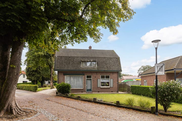 Foto 2 van Binnenweg 4