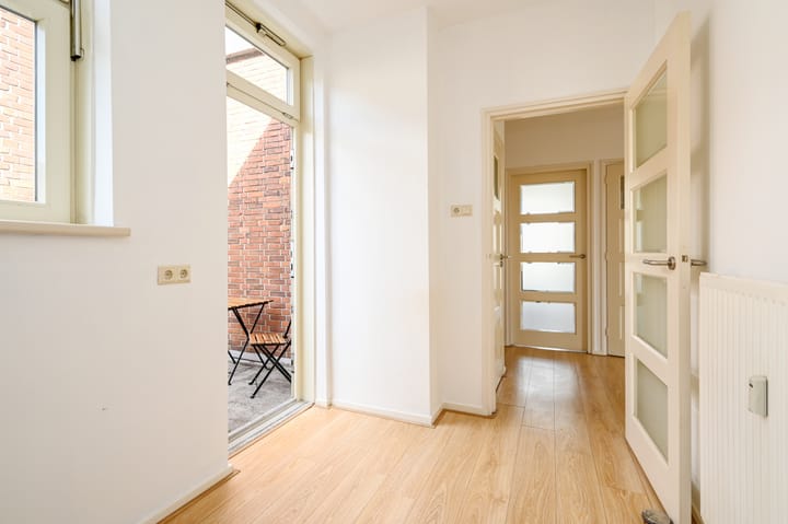 Foto 11 van Delftsevaart 24-D