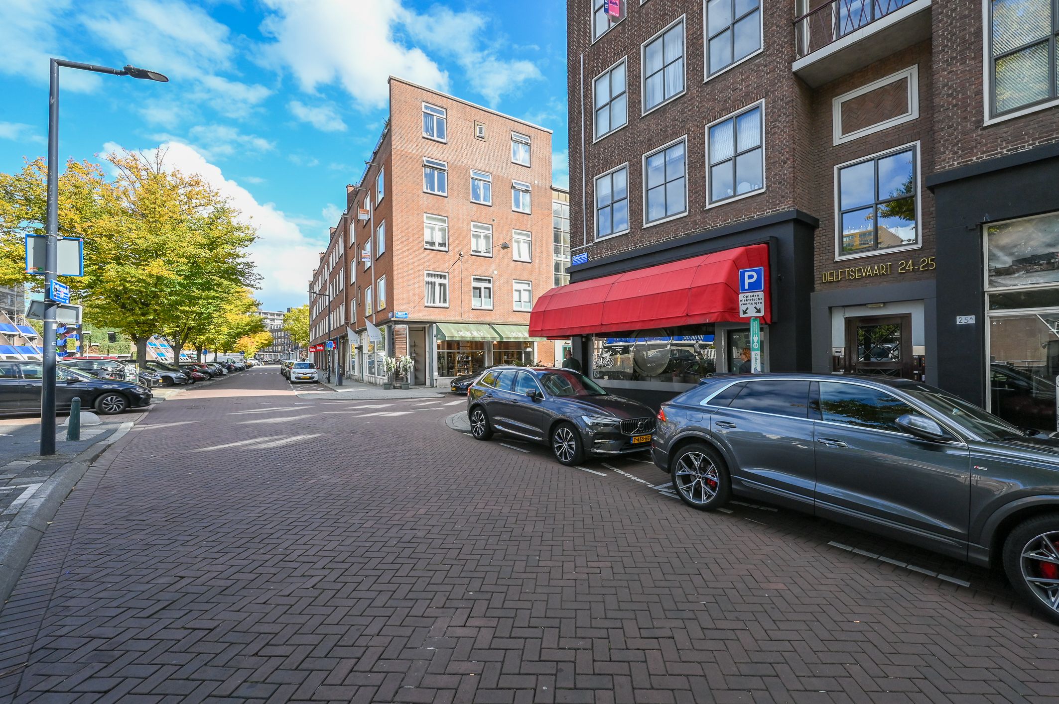 Photo 24 of Delftsevaart 24-D