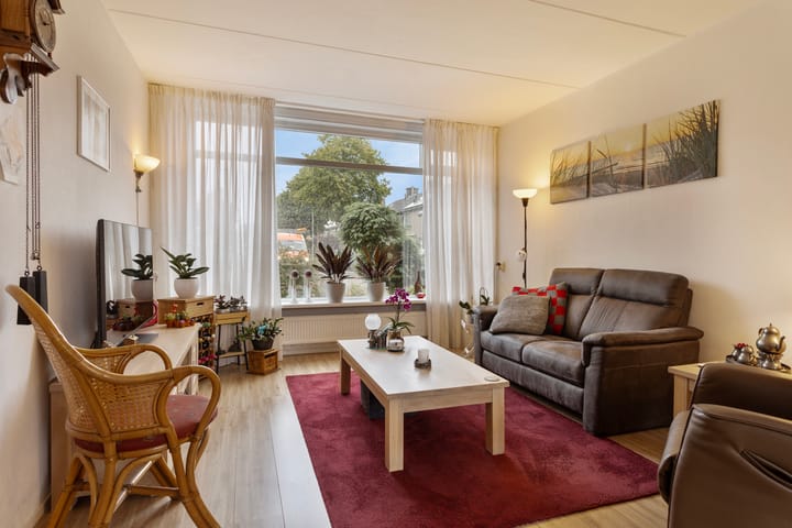 Photo 3 of Achtkarspelenstraat 4