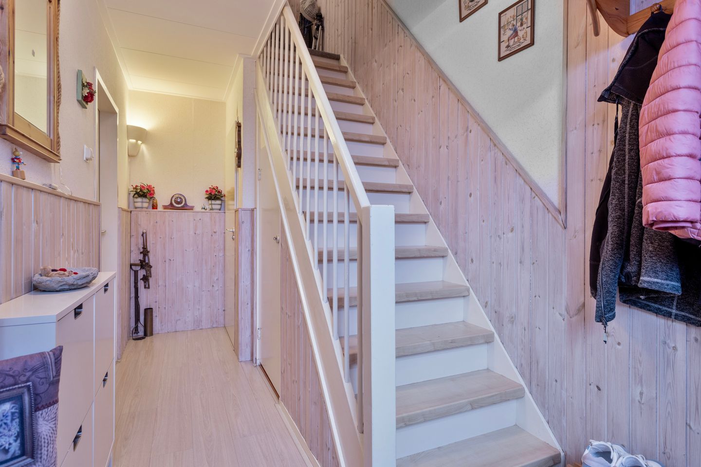 Photo 4 of Achtkarspelenstraat 4