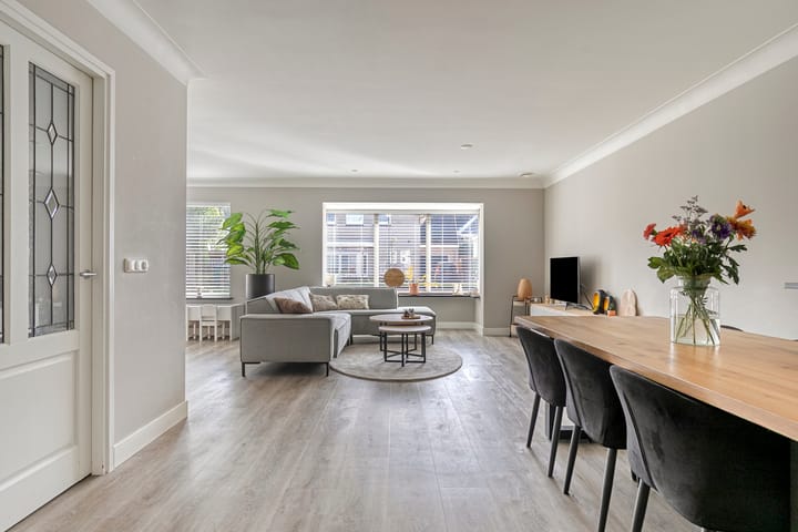 Foto 10 van Sint Jansbloem 51