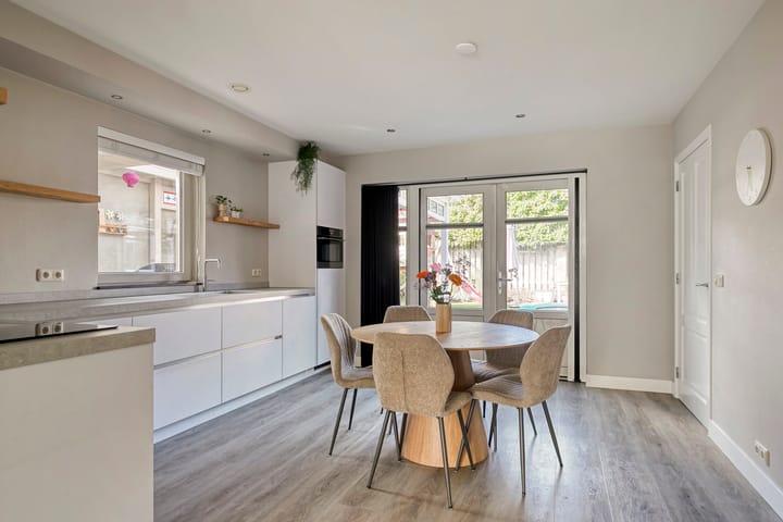 Foto 15 van Sint Jansbloem 51