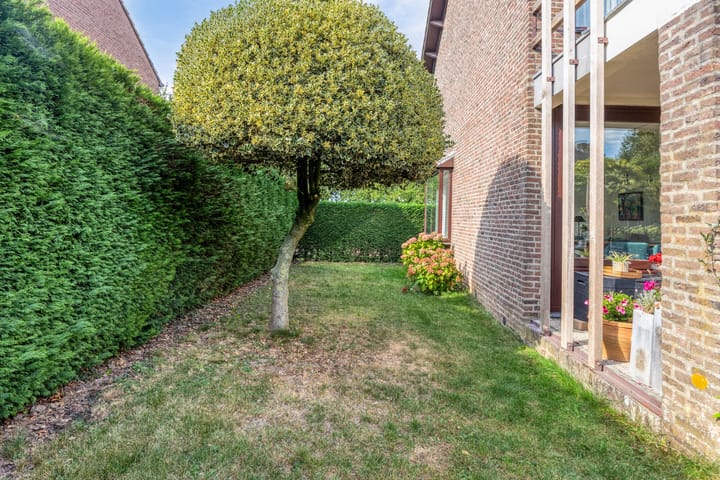 Photo 33 of J.S. Bachstraat 4