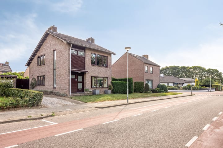 Photo 38 of J.S. Bachstraat 4