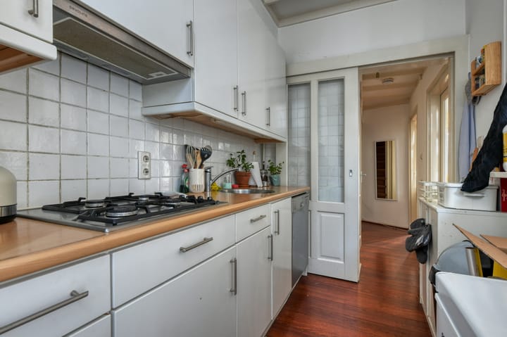 Photo 6 of Bosboomstraat 22-BS