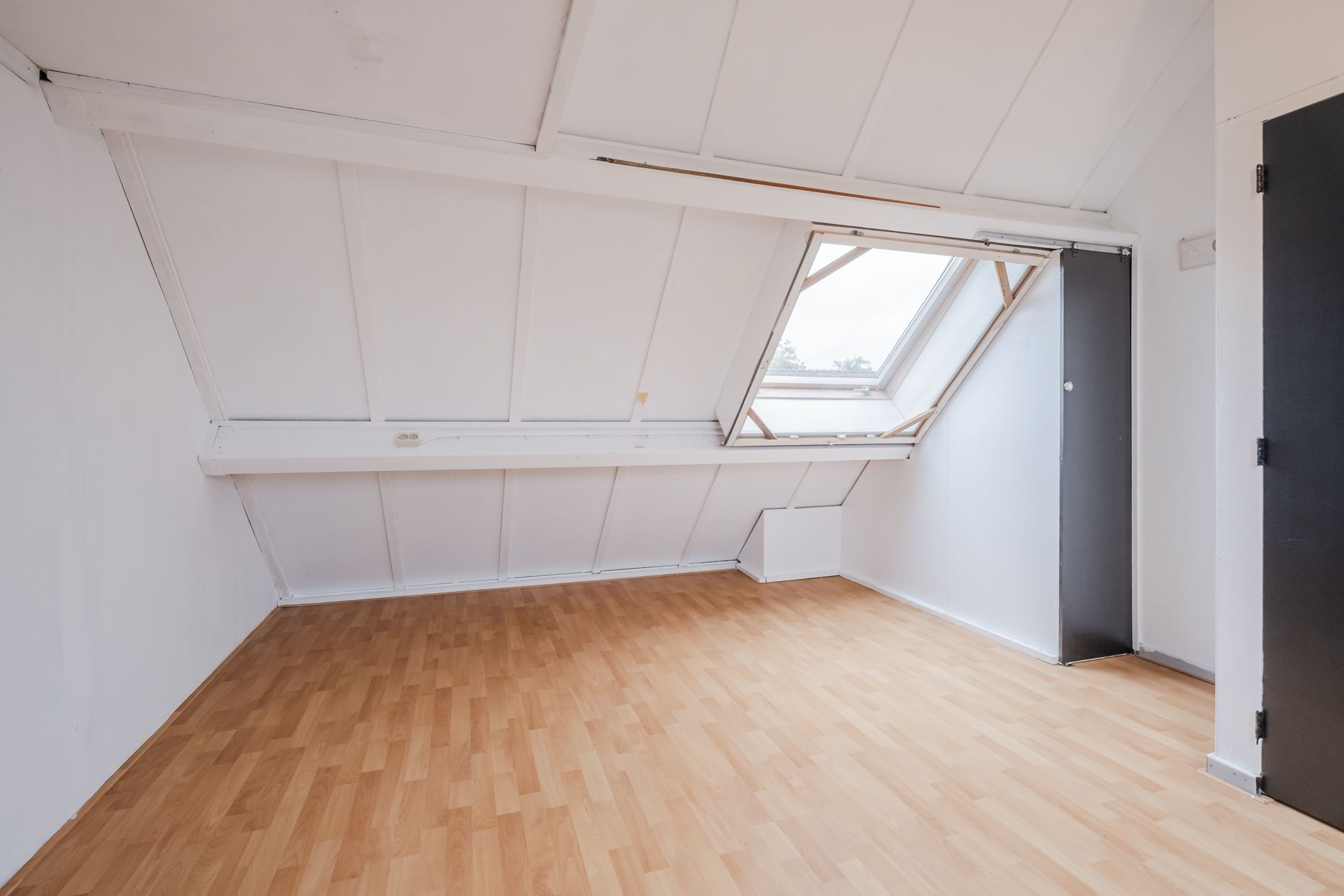 Foto 27 van Hermelijnweide 41