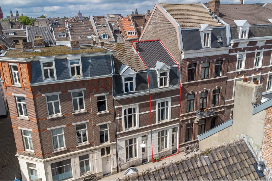 Photo 2 of Wycker Grachtstraat 16