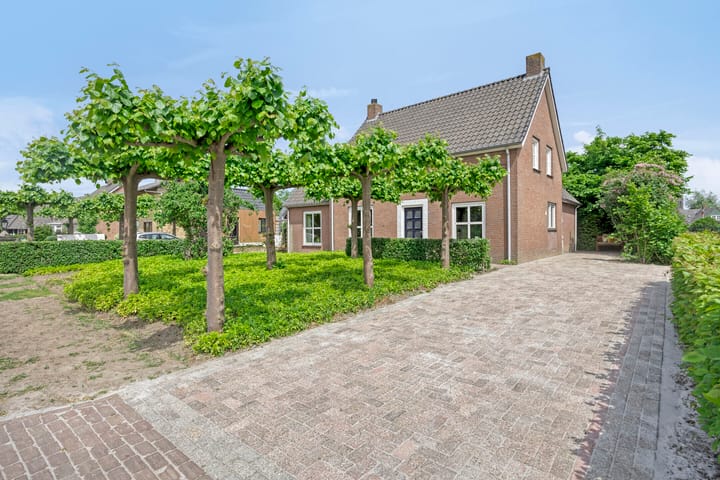 Foto 1 van Meester van Coothstraat 21