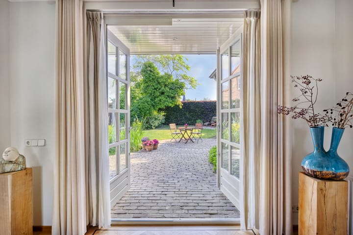 Foto 4 van Meester van Coothstraat 21