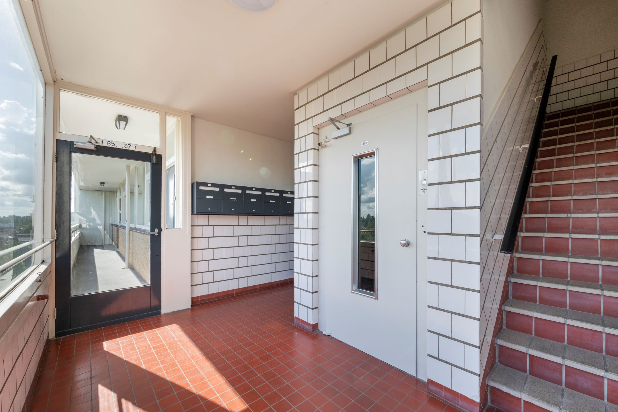 Photo 21 of Schouwenselaan 87