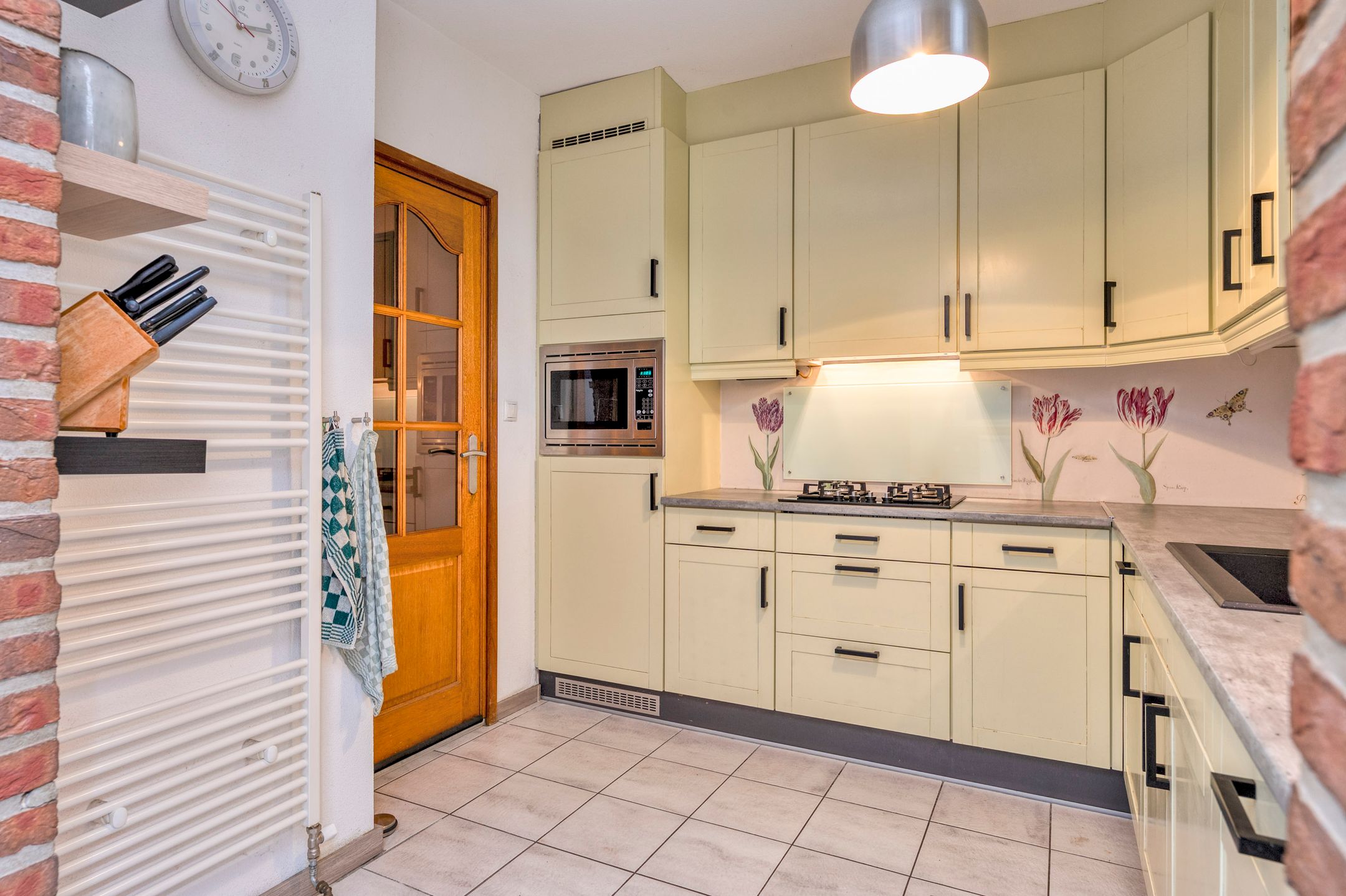 Foto 12 van Broeksittarderweg 128