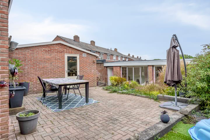 Foto 21 van Broeksittarderweg 128